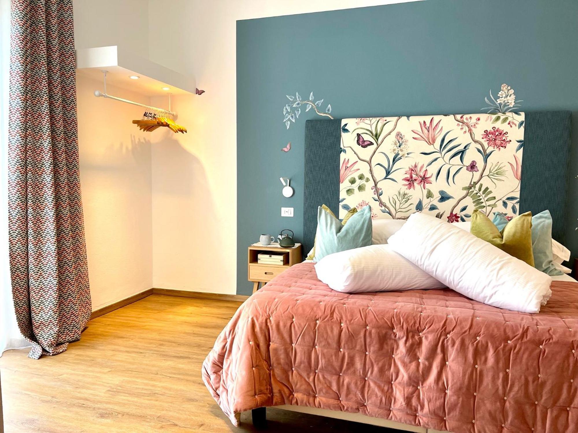 Hotel Villa Edera & La Torretta Монеглия Екстериор снимка