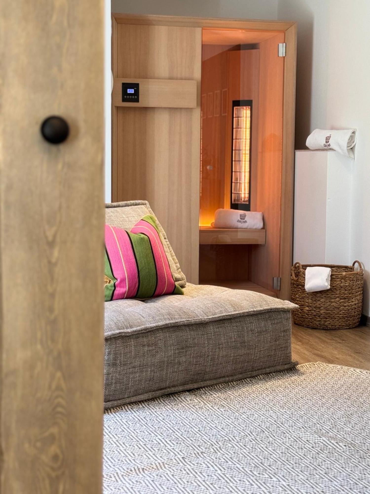 Hotel Villa Edera & La Torretta Монеглия Екстериор снимка